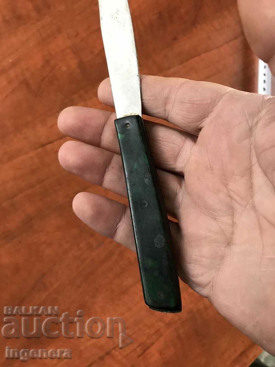 Auction KNIFE SERVICED FOR COLLECTION Auction KNIFE SERVICED FOR COLLECTION