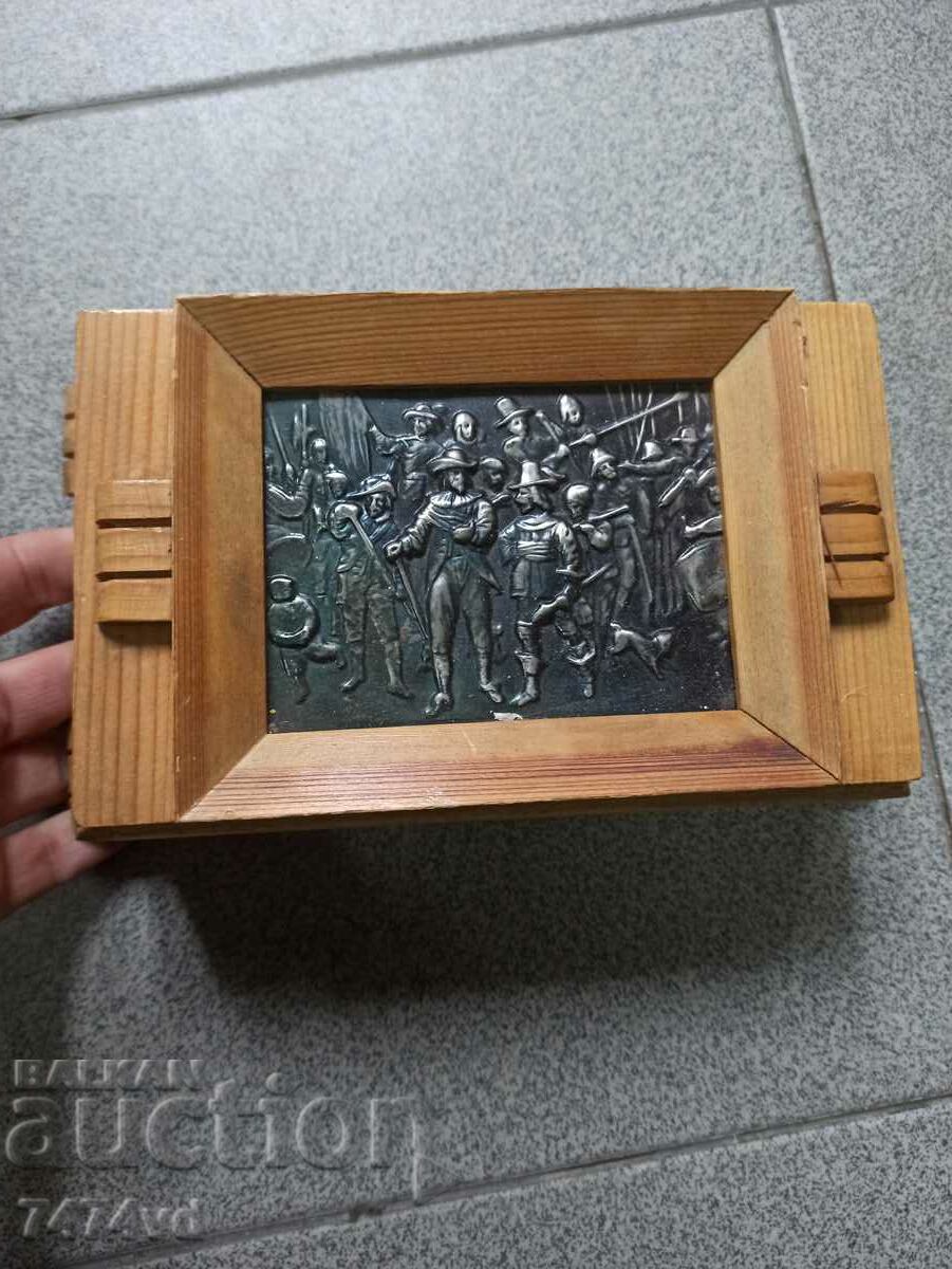 WOODEN BOX WITH EMBOSSED IMAGES
