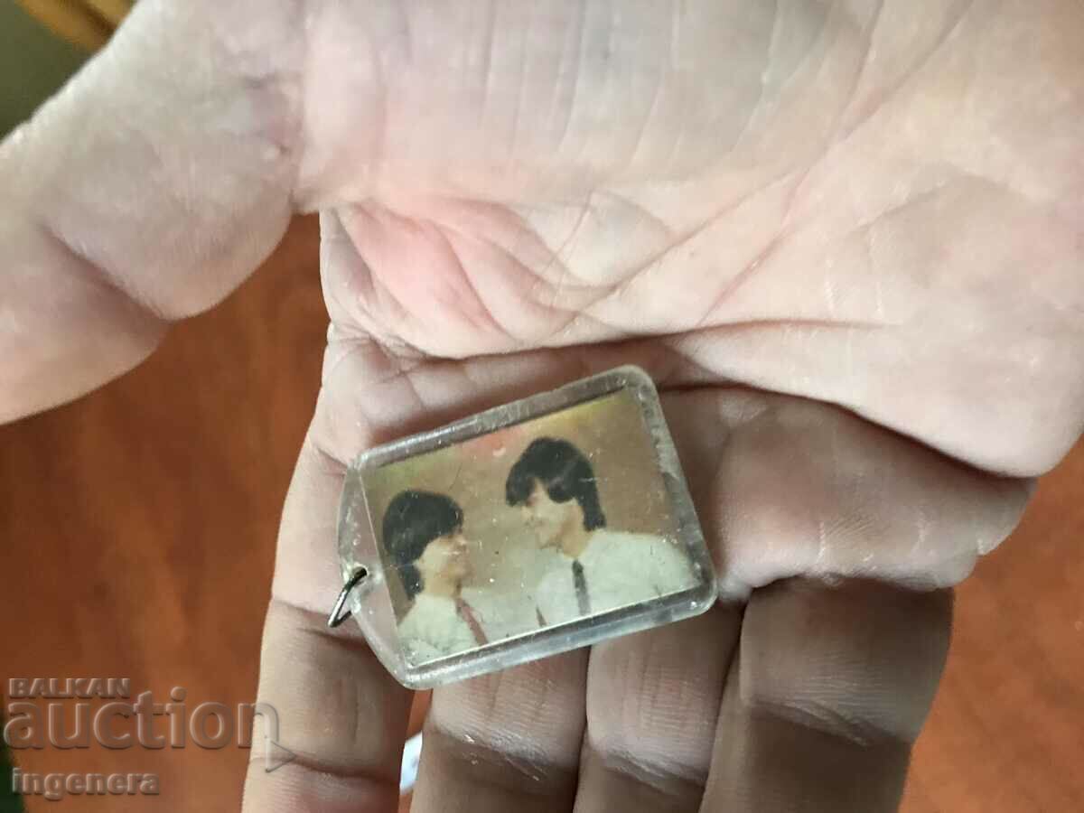 KEY HOLDER PLEXIGLAS-ARGYROVI BROTHERS with price 4.00 BGN | € 2.05 KEY HOLDER PLEXIGLAS-ARGYROVI BROTHERS with price 4.00 BGN | € 2.05