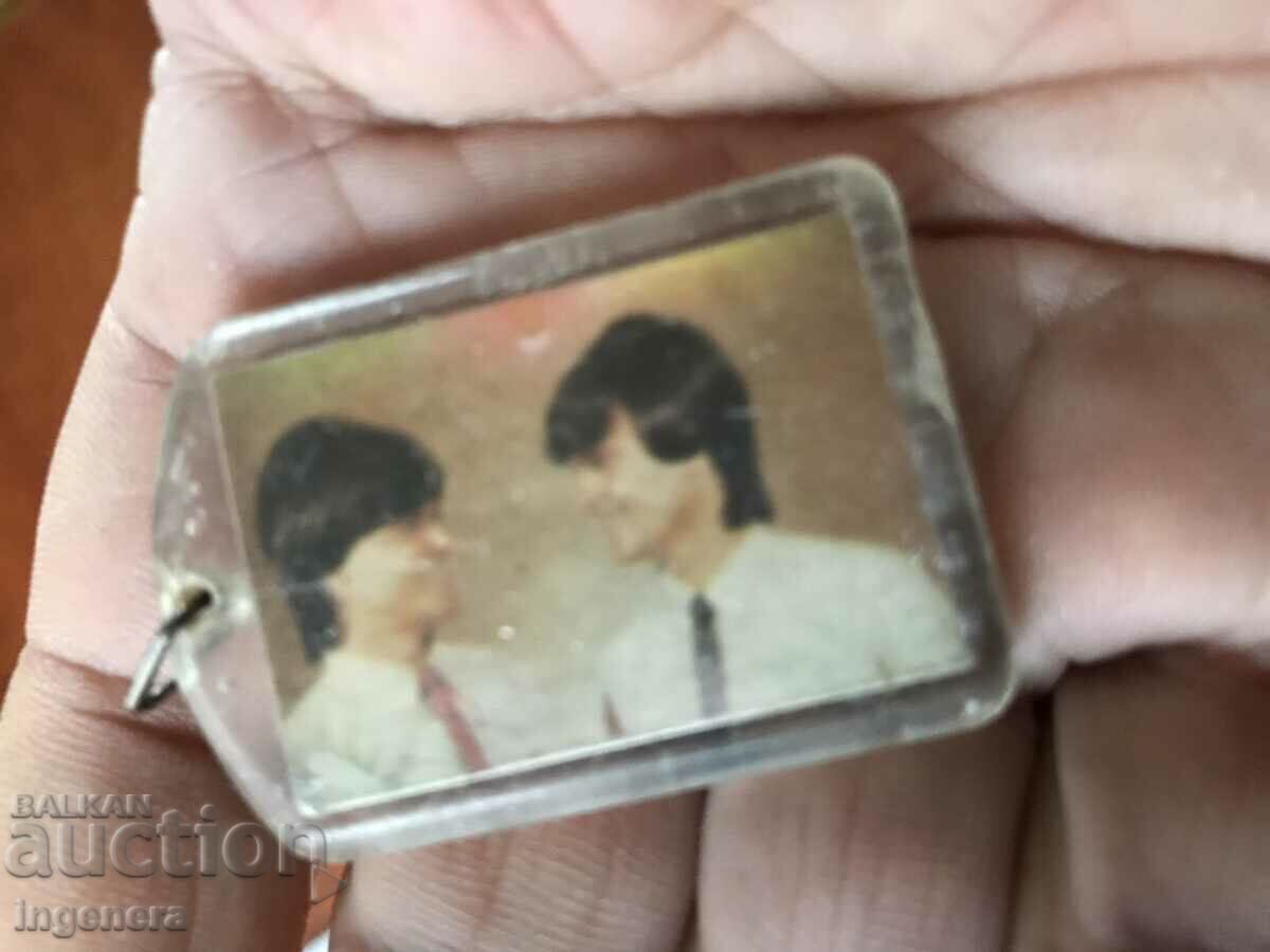 KEY HOLDER PLEXIGLAS-ARGYROVI BROTHERS - 5 KEY HOLDER PLEXIGLAS-ARGYROVI BROTHERS - 5