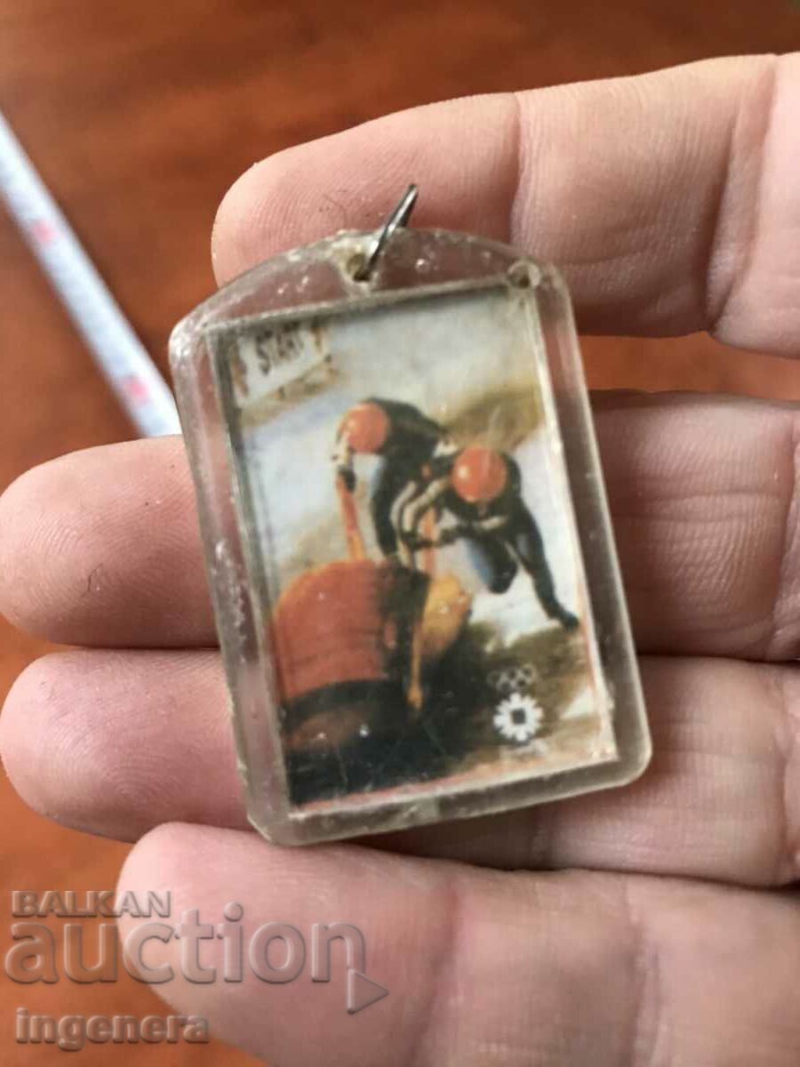 KEY HOLDER PLEXIGLAS-ARGYROVI BROTHERS - 6 KEY HOLDER PLEXIGLAS-ARGYROVI BROTHERS - 6