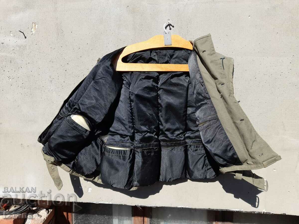 Delivery of Old life jacket, electric Delivery of Old life jacket, electric