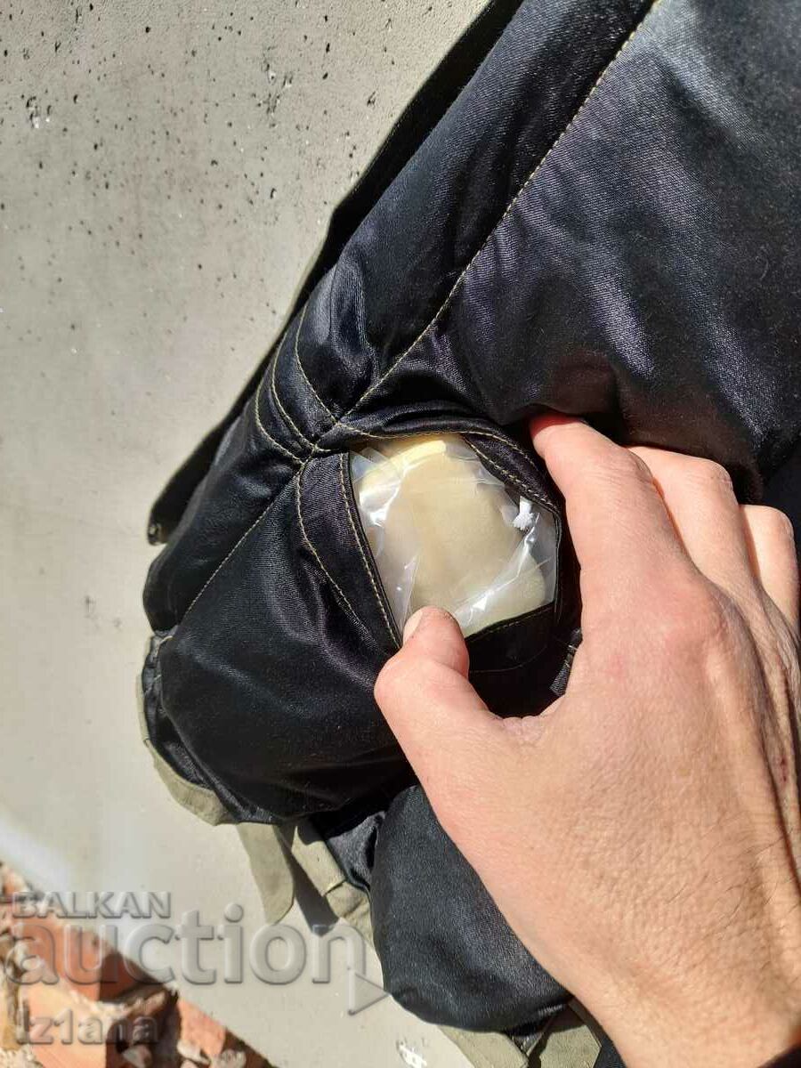 Old life jacket, electric - 5 Old life jacket, electric - 5