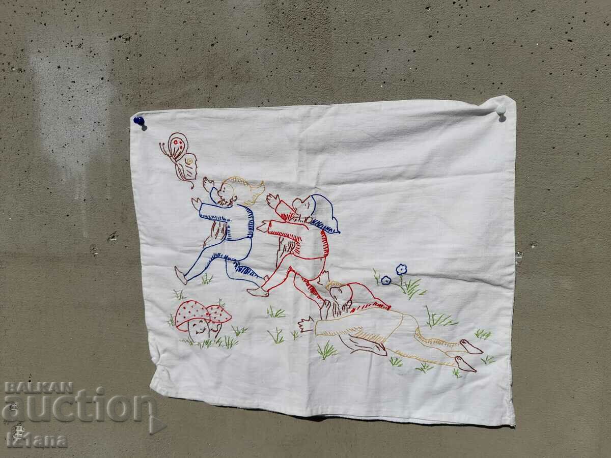 An old embroidered pillow case with price 25.00 BGN | € 12.78 An old embroidered pillow case with price 25.00 BGN | € 12.78