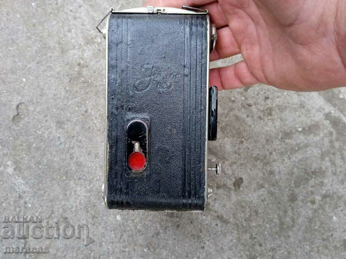 Old Kodak mech camera - 5