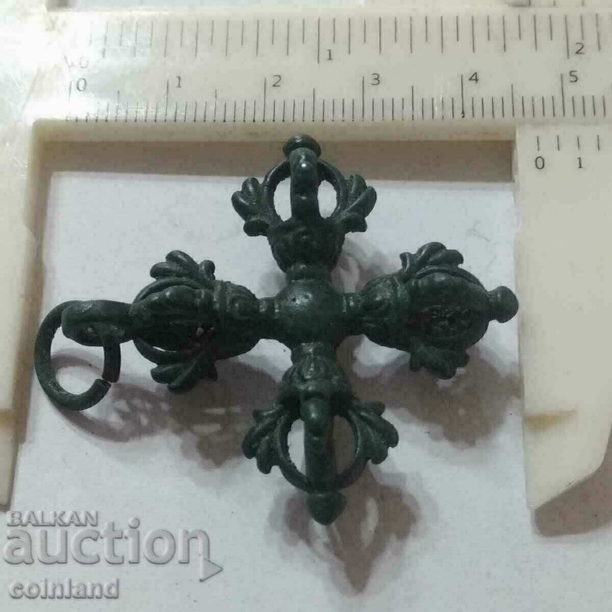 Auction  Ancient Greek, Celtic, Roman Pendant - REPLICA REPRODUCTION