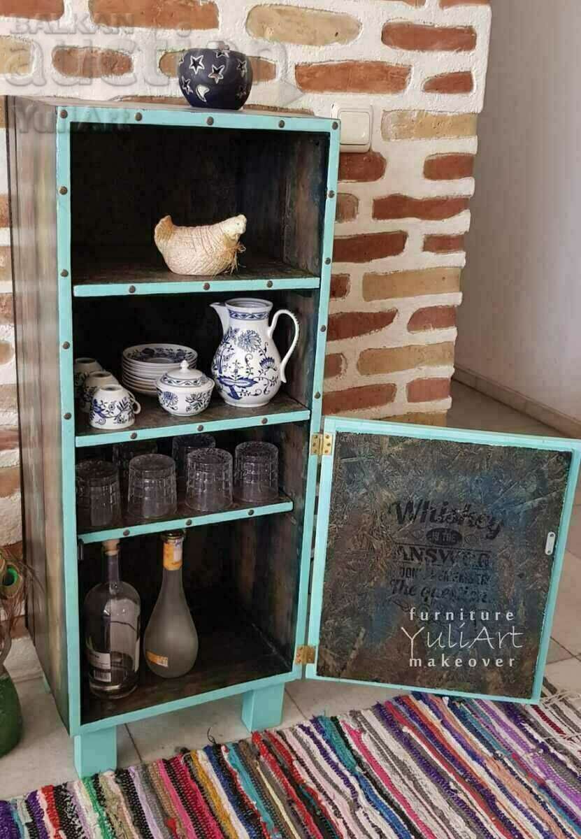 Delivery of Recycled cabinet/bar