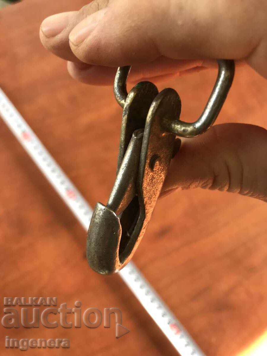 Delivery of CARABINER FROM THE OLD MATERIAL Delivery of CARABINER FROM THE OLD MATERIAL