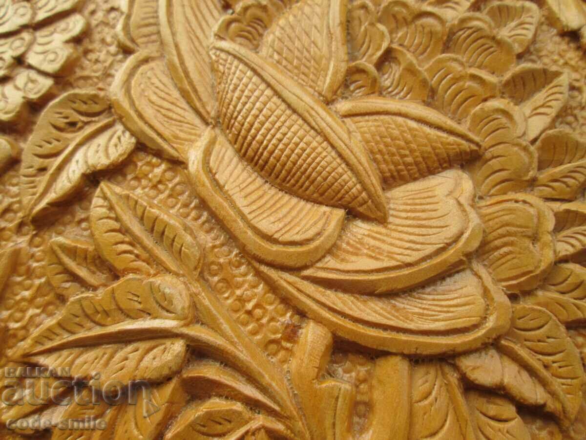 Auction Old fine wood carving decoration ethnography wall panel Auction Old fine wood carving decoration ethnography wall panel