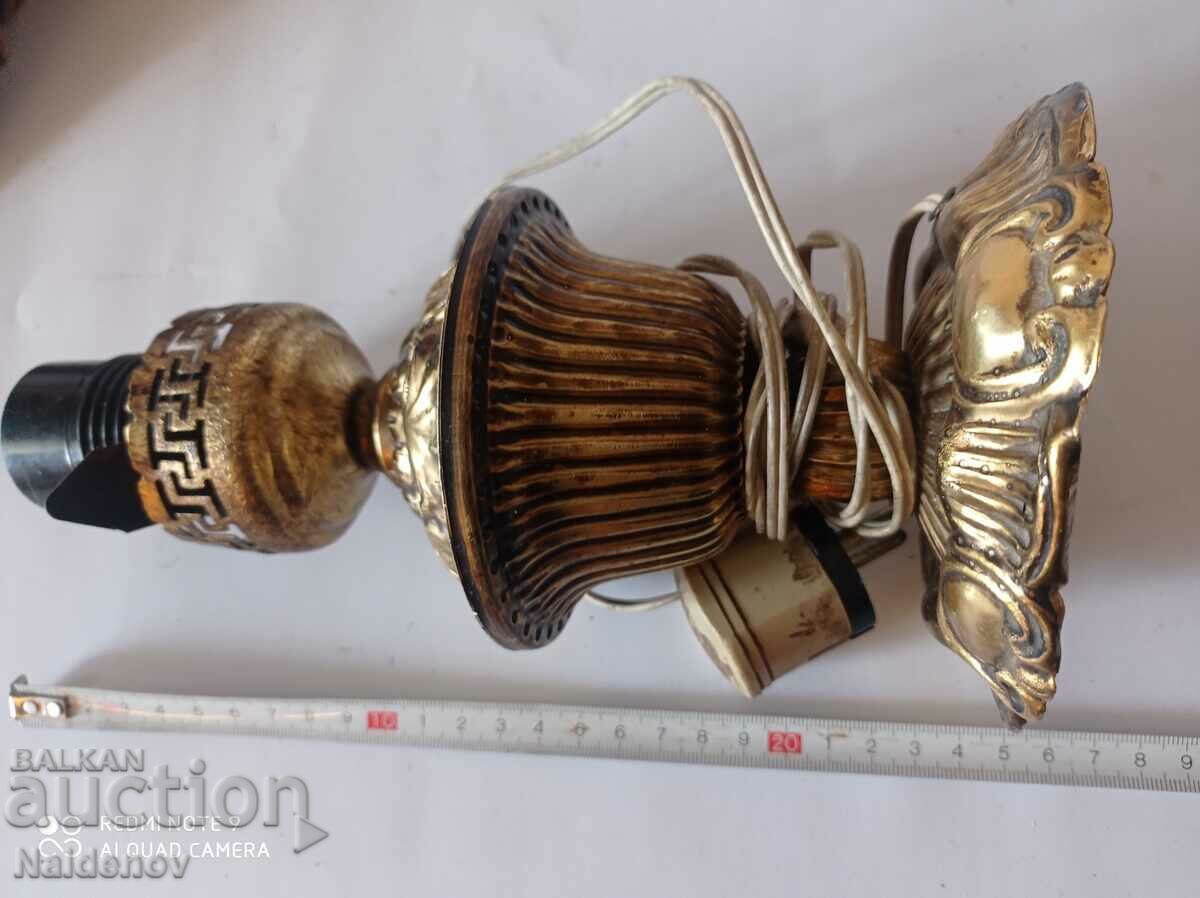 Table bronze night lamp with price 39.99 BGN | € 20.45 Table bronze night lamp with price 39.99 BGN | € 20.45