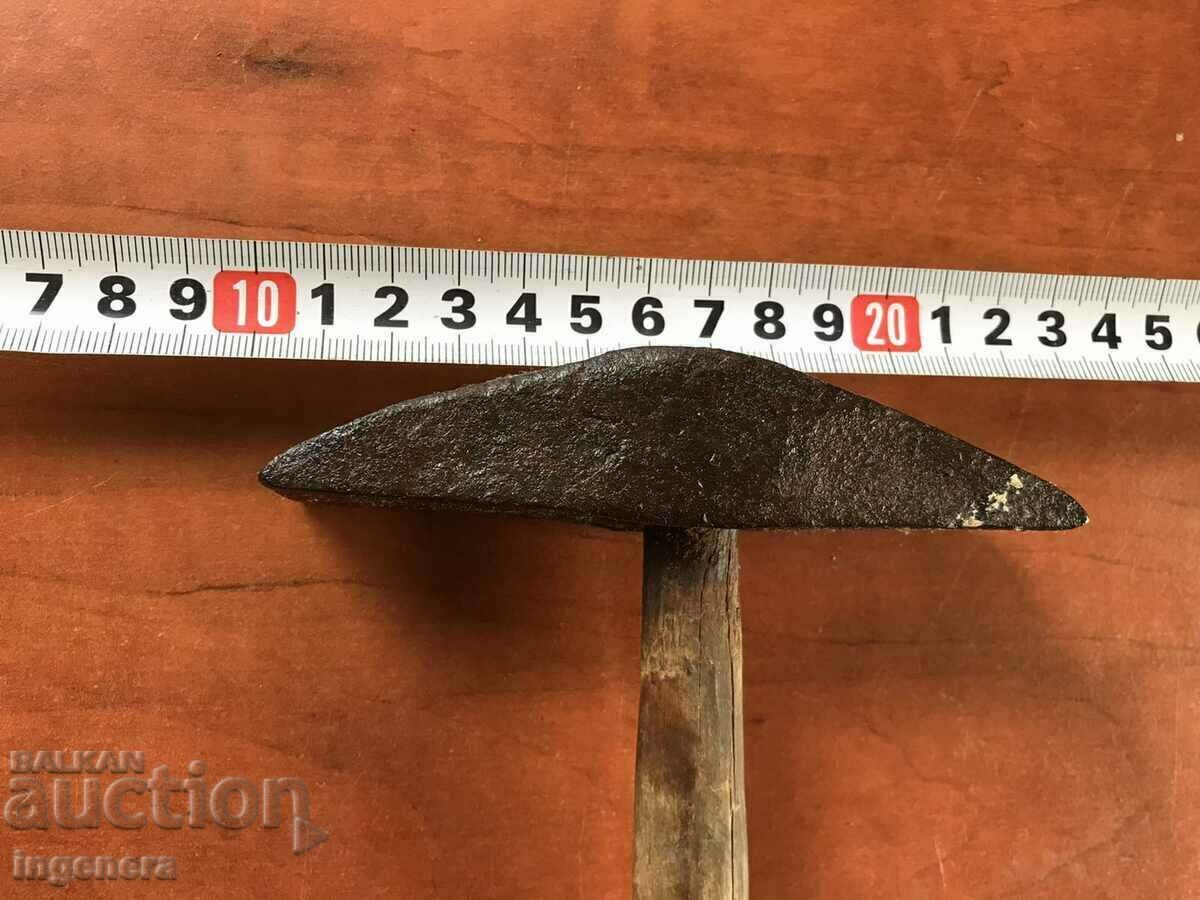 HAMMER HAMMER OLD TOOL ORNAMENTS-400 GR. - 6 HAMMER HAMMER OLD TOOL ORNAMENTS-400 GR. - 6