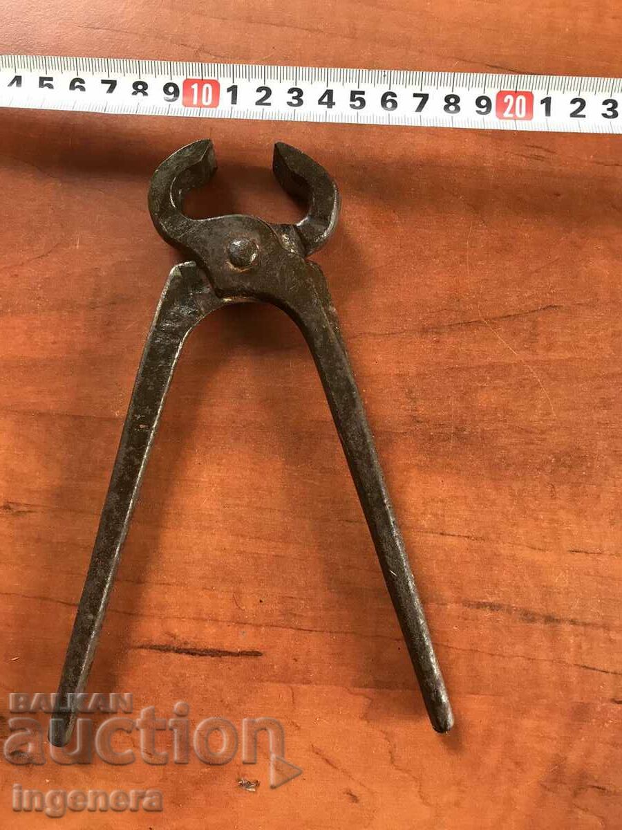 Delivery of TILE PLIERS FORGED TOOL FROM SOCA Delivery of TILE PLIERS FORGED TOOL FROM SOCA