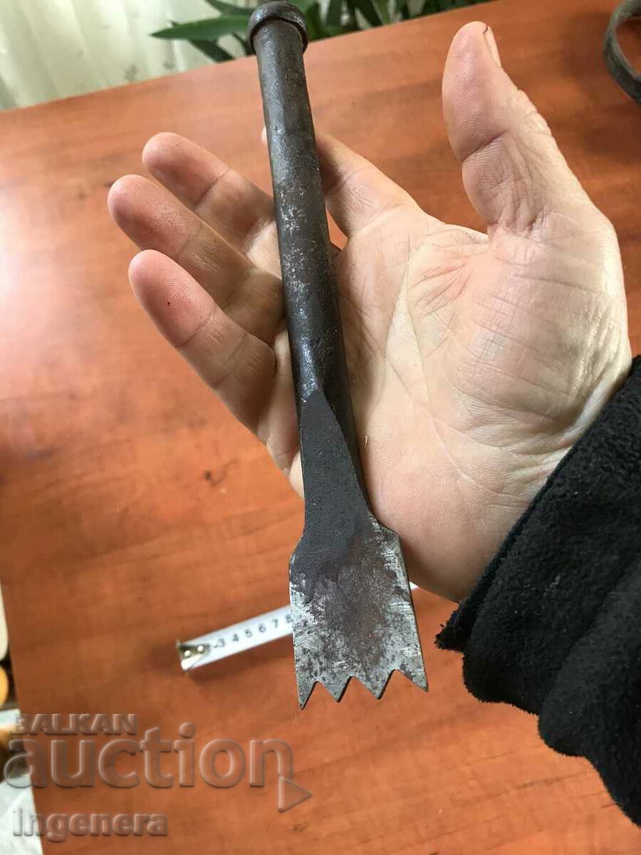 CARPENTRY TOOL with price 11.00 BGN | € 5.62