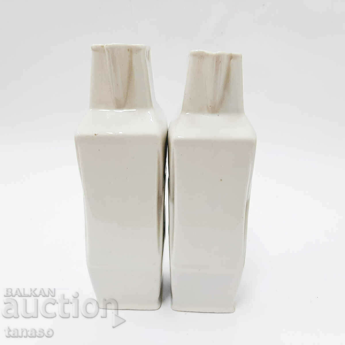 Доставка на Стари порцеланови кани за олио и оцет(13.2)