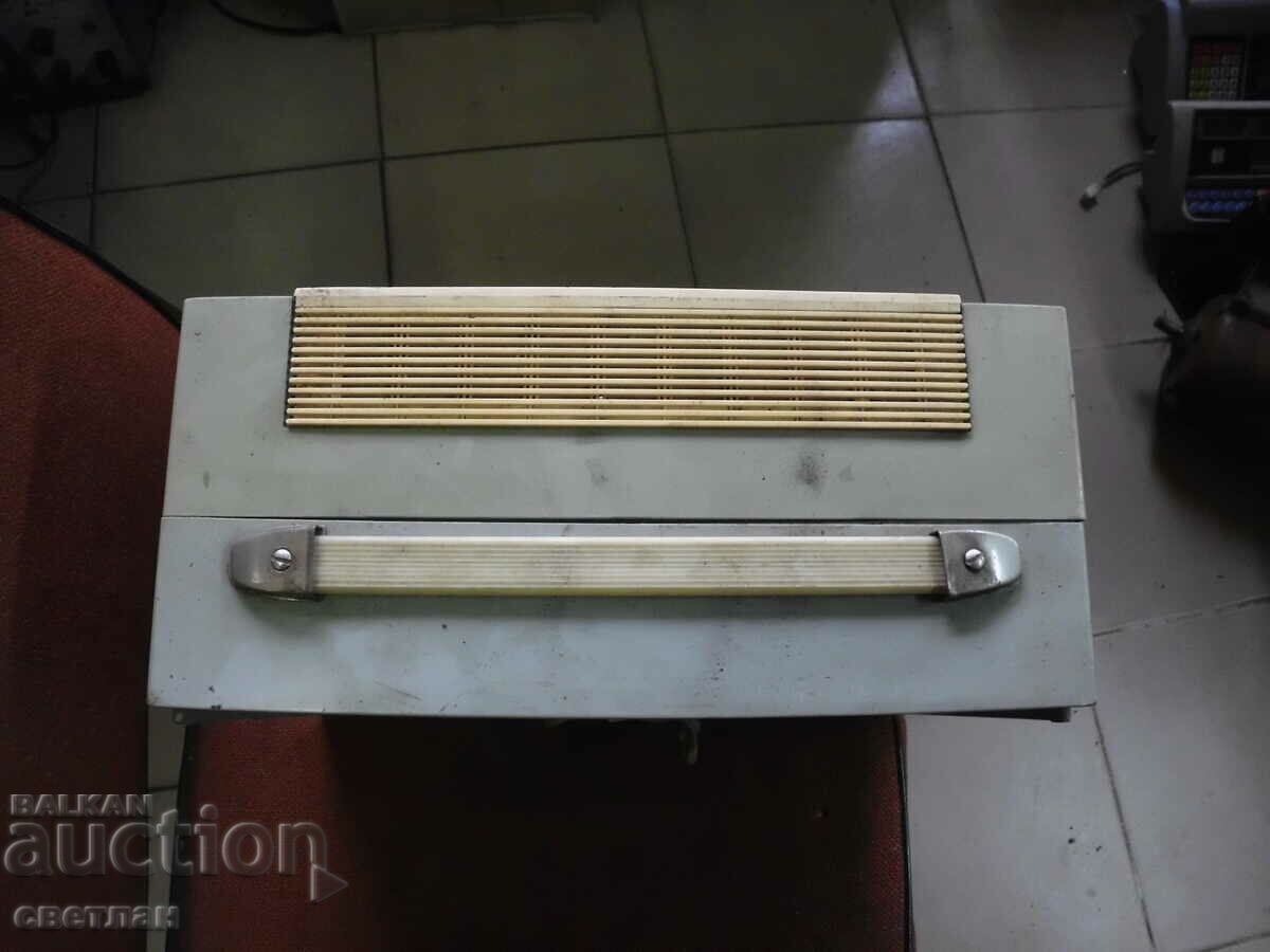 GAMOFON - 6 GAMOFON - 6