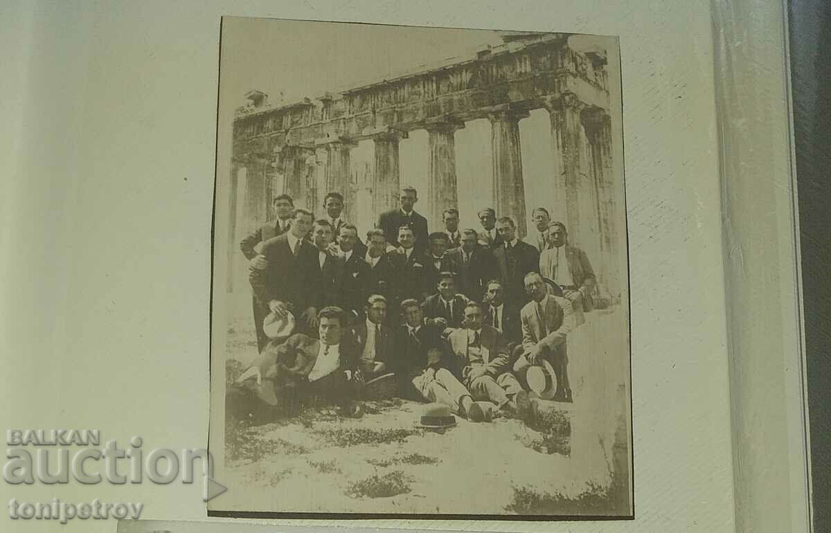 Fotografie echipa de fotbal Bulgaria în fața Acropolei