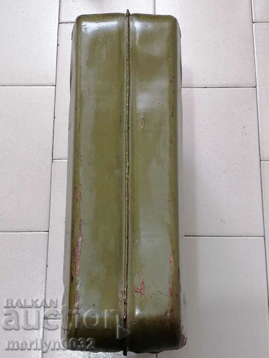 Livrarea Tub de combustibil rusesc 20 litri NRB 70s real social Livrarea Tub de combustibil rusesc 20 litri NRB 70s real social