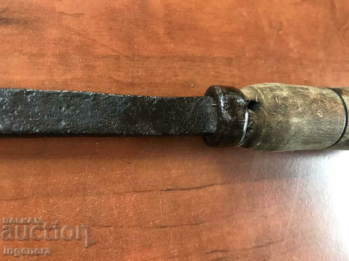 KNIFE INSTRUMENT FOR TRIMING THE HOOF OF A DONKEY - 6