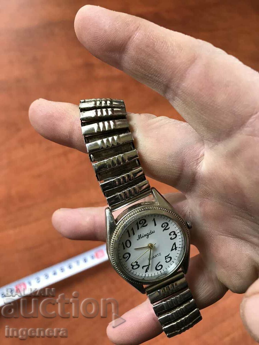 Delivery of MANUAL WATCH WITH METAL EXTENDABLE CHAIN Delivery of MANUAL WATCH WITH METAL EXTENDABLE CHAIN