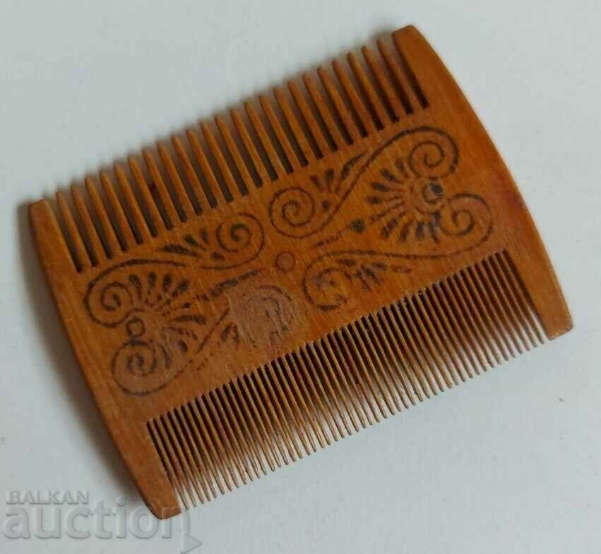 OLD UNUSED PYROGRAPHED WOODEN HAIR COMB