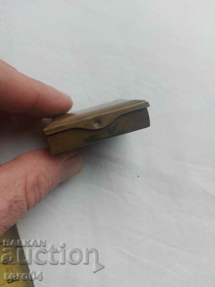 Delivery of OLD BRONZE BOX Delivery of OLD BRONZE BOX