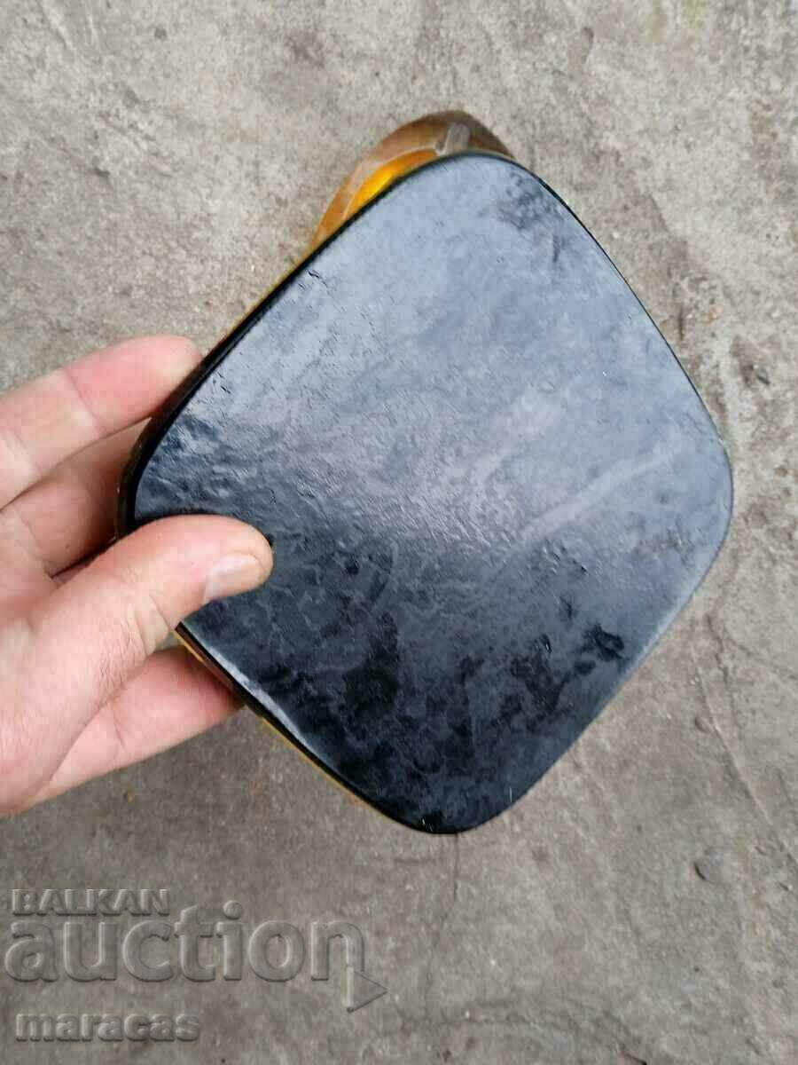 Auction Old gift ashtrays Auction Old gift ashtrays