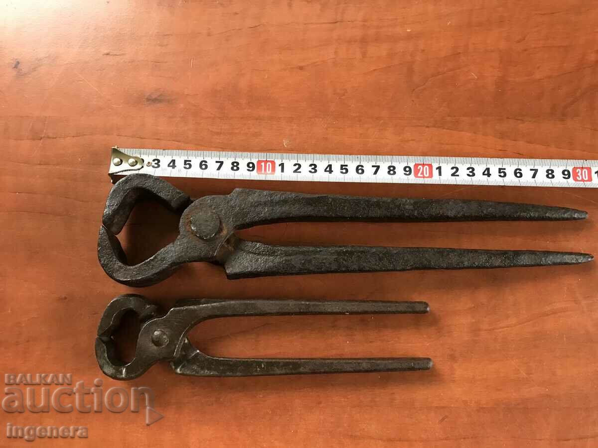 TILE FORGED PLIERS LARGE TOOL HORSE PLIERS - 7 TILE FORGED PLIERS LARGE TOOL HORSE PLIERS - 7