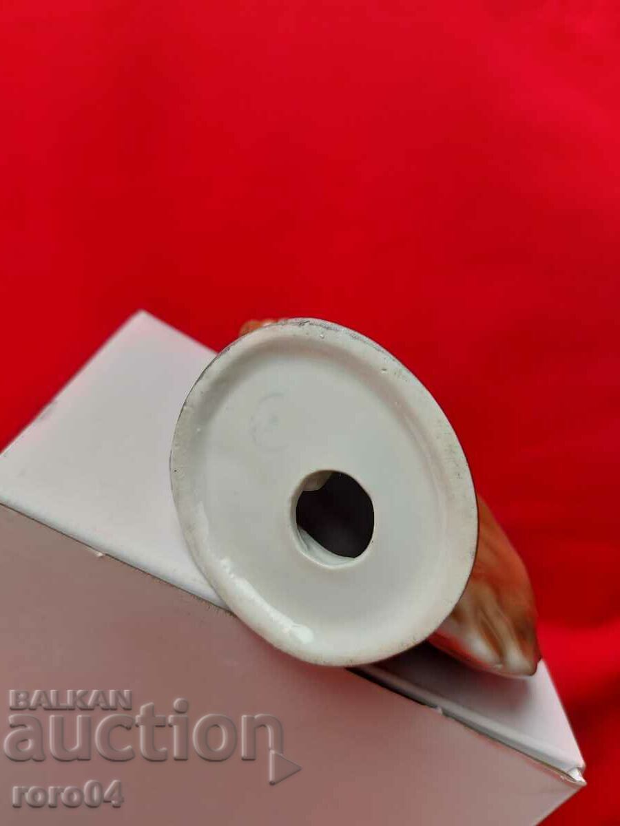 SOC. NRB PORCELAIN - 7 SOC. NRB PORCELAIN - 7