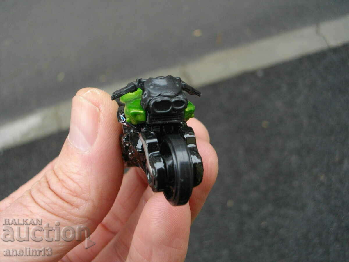 ΜΕΤΑΛΛΙΚΟ ΠΑΙΧΝΙΔΙ ΜΟΤΟΣΥΚΛΕΤΑ BMW - 5