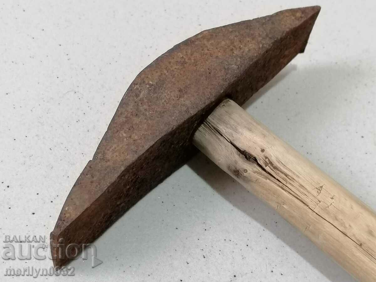 Auction Chuck for hair sticking, hammer, forging tool, primitive Auction Chuck for hair sticking, hammer, forging tool, primitive