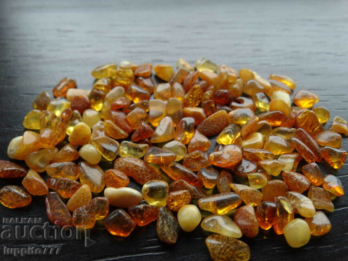 Auction 37.10 ct natural Baltic amber lot 100 pcs.+ Auction 37.10 ct natural Baltic amber lot 100 pcs.+