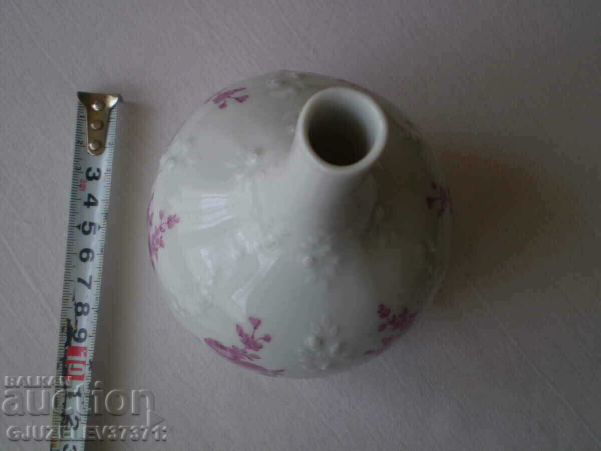 Old Vintage Porcelain Vase Rare Find Wallendorf W1764G - 5 Old Vintage Porcelain Vase Rare Find Wallendorf W1764G - 5