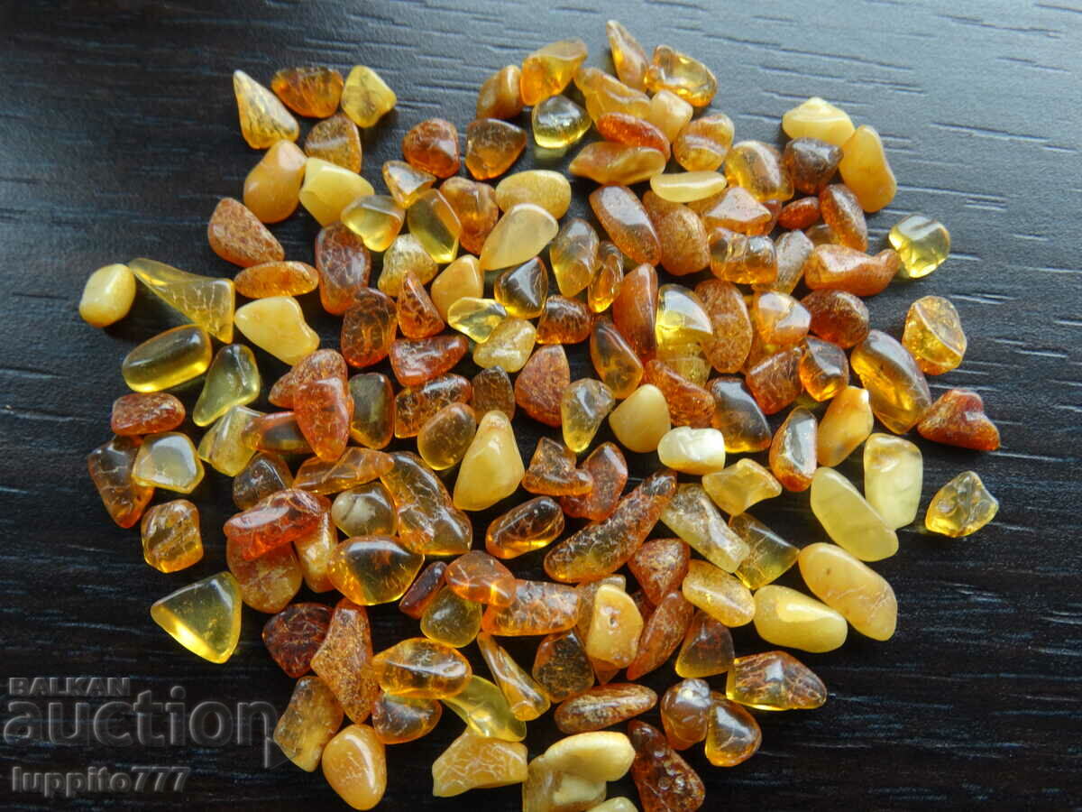 Auction 38.65 ct natural Baltic amber lot 100 pcs.+ Auction 38.65 ct natural Baltic amber lot 100 pcs.+