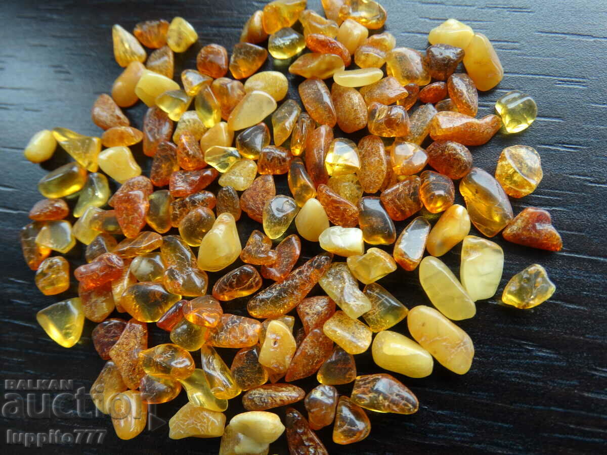 Delivery of 38.65 ct natural Baltic amber lot 100 pcs.+ Delivery of 38.65 ct natural Baltic amber lot 100 pcs.+