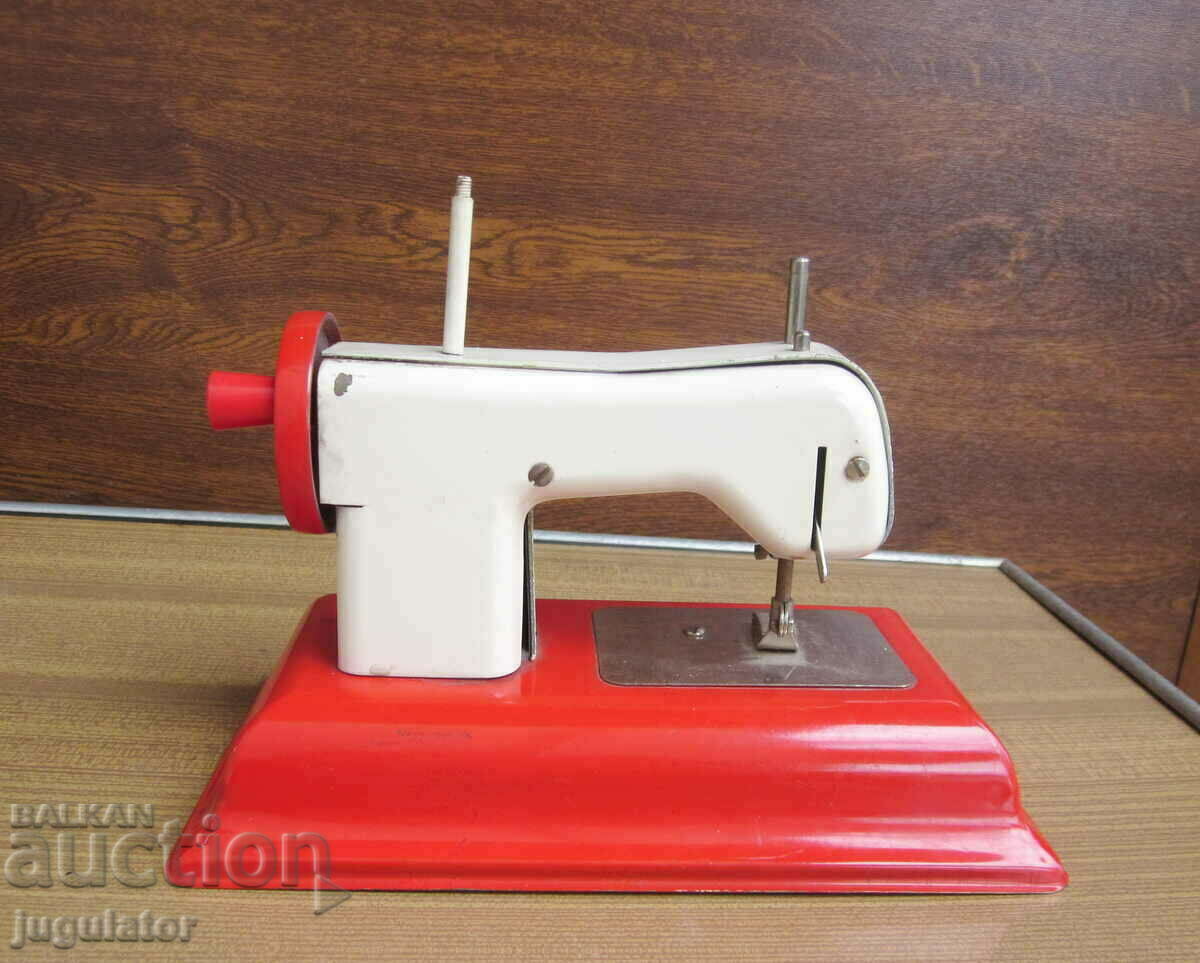 παλιά μηχανική ραπτομηχανή παιχνιδιών λαμαρίνας - 5 παλιά μηχανική ραπτομηχανή παιχνιδιών λαμαρίνας - 5