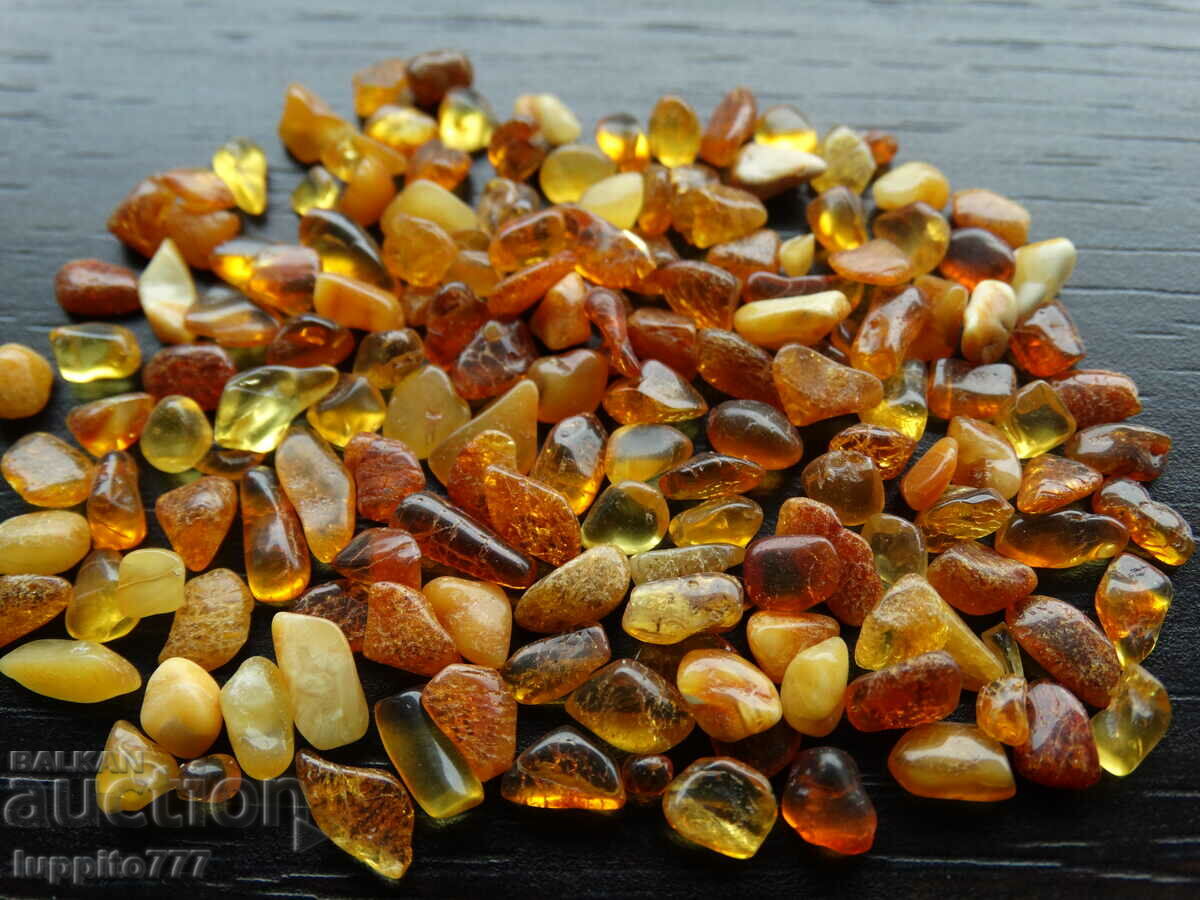38.80 ct natural Baltic amber lot 100 pcs.+ with price 55.00 BGN | € 28.12 38.80 ct natural Baltic amber lot 100 pcs.+ with price 55.00 BGN | € 28.12