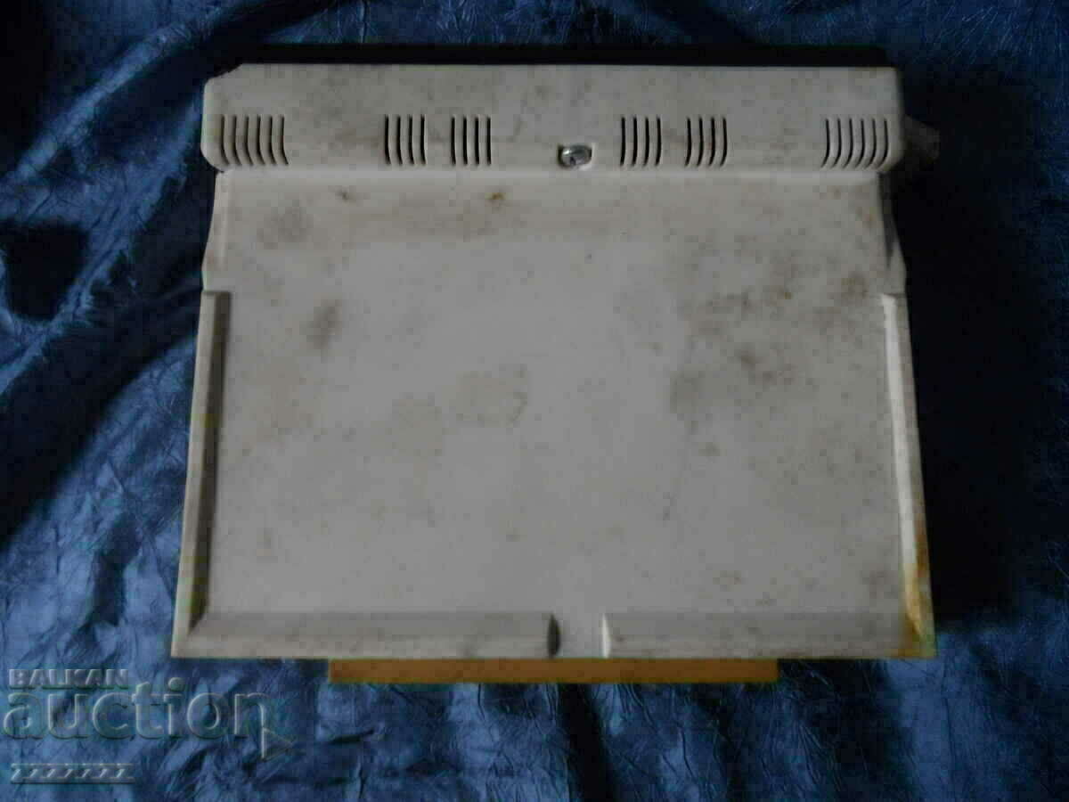 climatizare veche pentru o mașină - 5