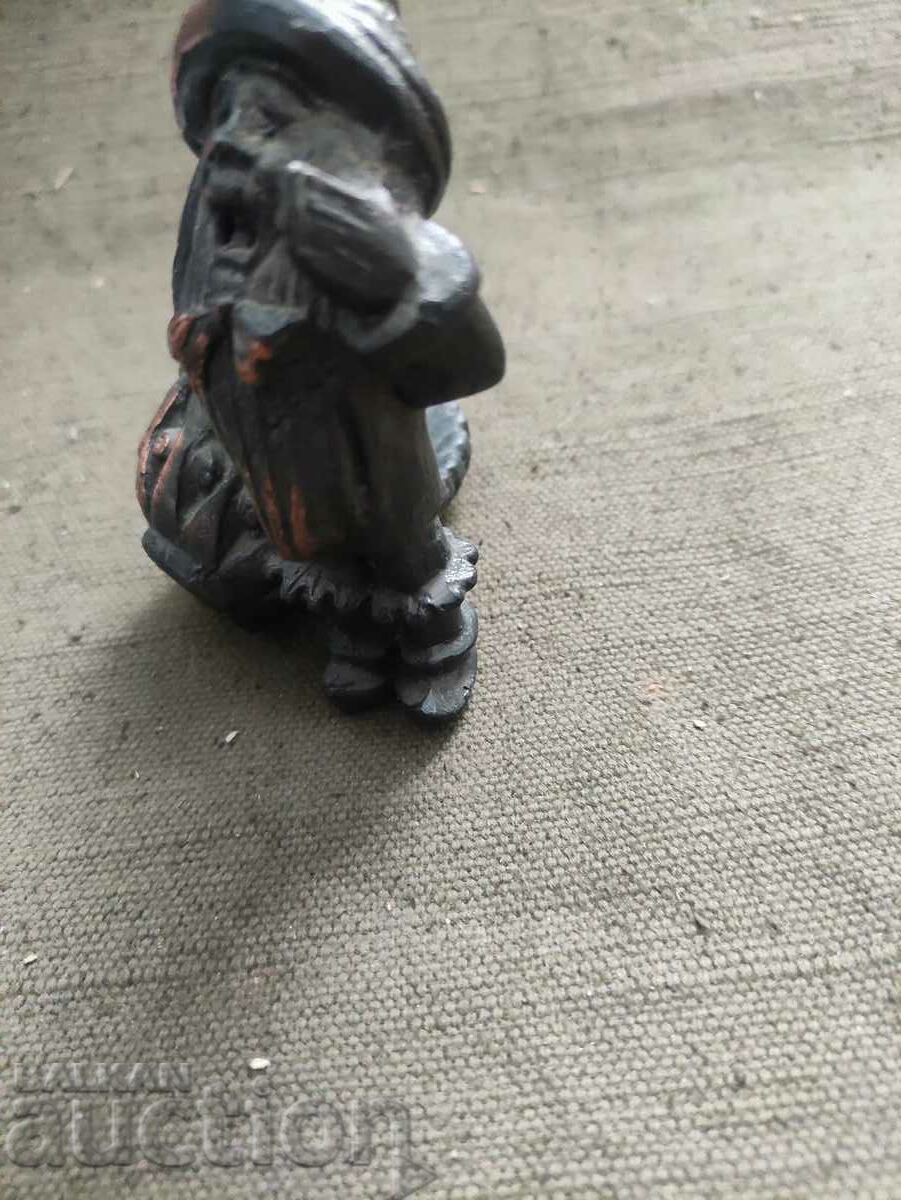 Delivery of Metal, copper figurine