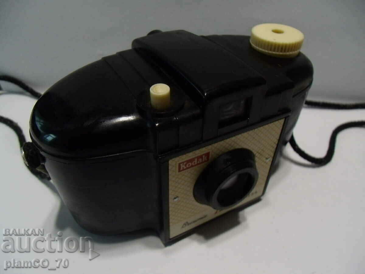 Аукцион №*6855 стар фотоапарат Kodak Brownie 127 Аукцион №*6855 стар фотоапарат Kodak Brownie 127