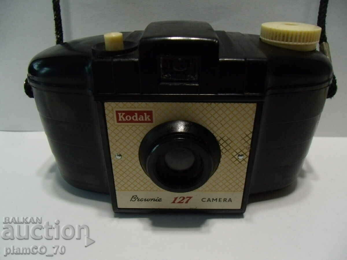 №*6855 стар фотоапарат Kodak Brownie 127 - 6 №*6855 стар фотоапарат Kodak Brownie 127 - 6