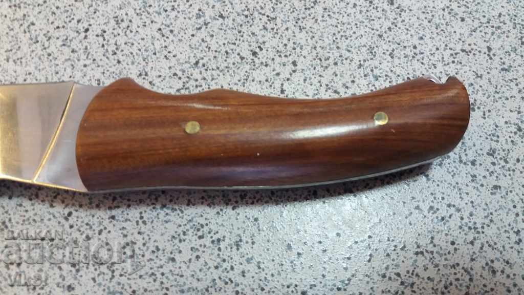 Auction Russian hunting knife fultang with engraved deer, steel 65x13 Auction Russian hunting knife fultang with engraved deer, steel 65x13