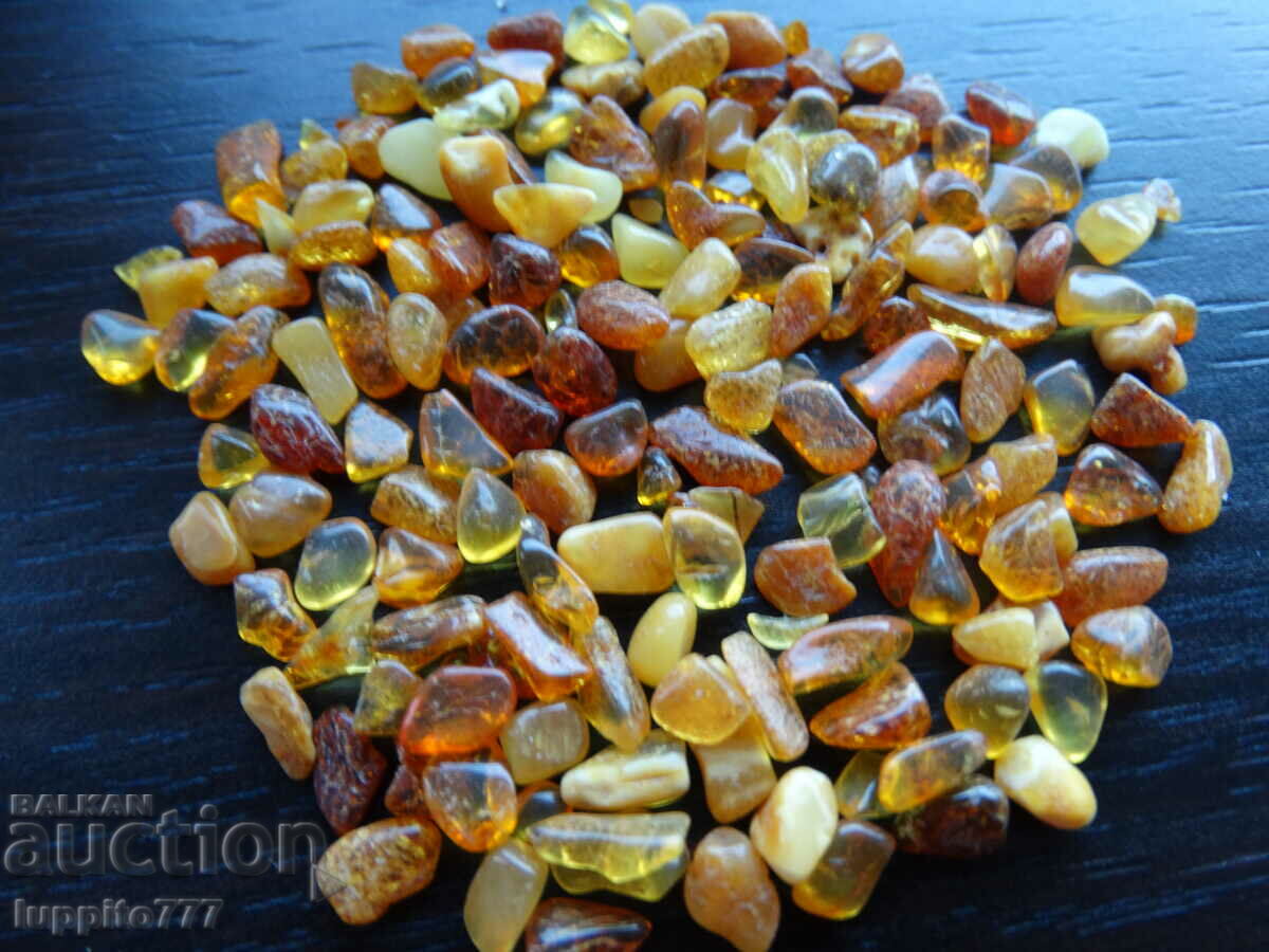 40.75 ct natural Baltic amber lot 100+ with price 55.00 BGN | € 28.12 40.75 ct natural Baltic amber lot 100+ with price 55.00 BGN | € 28.12