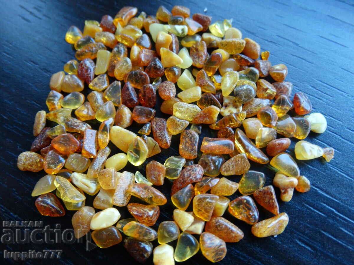 Delivery of 40.75 ct natural Baltic amber lot 100+ Delivery of 40.75 ct natural Baltic amber lot 100+