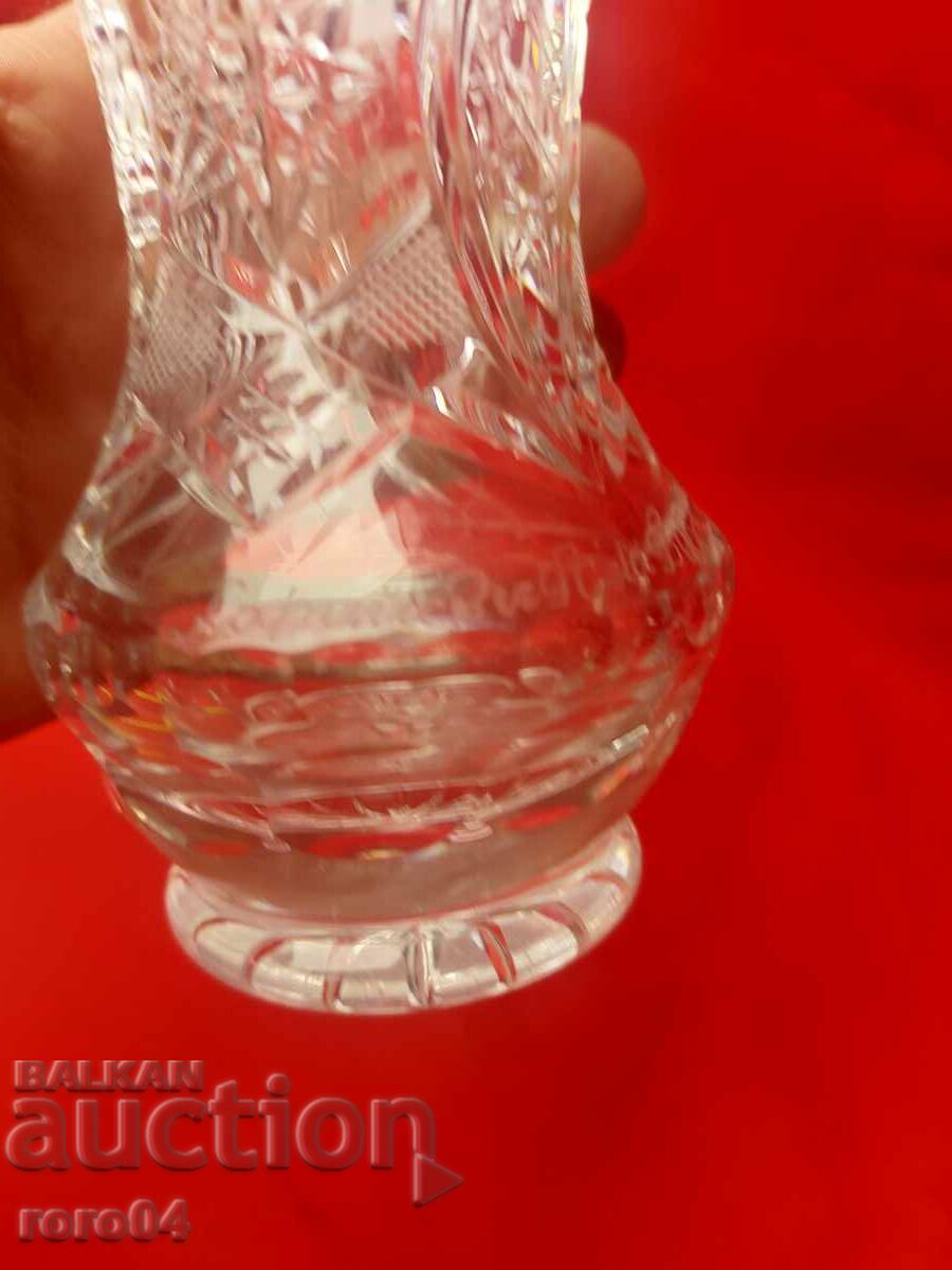 Auction CRYSTAL VASE - BFS - 1986 / 87 Auction CRYSTAL VASE - BFS - 1986 / 87