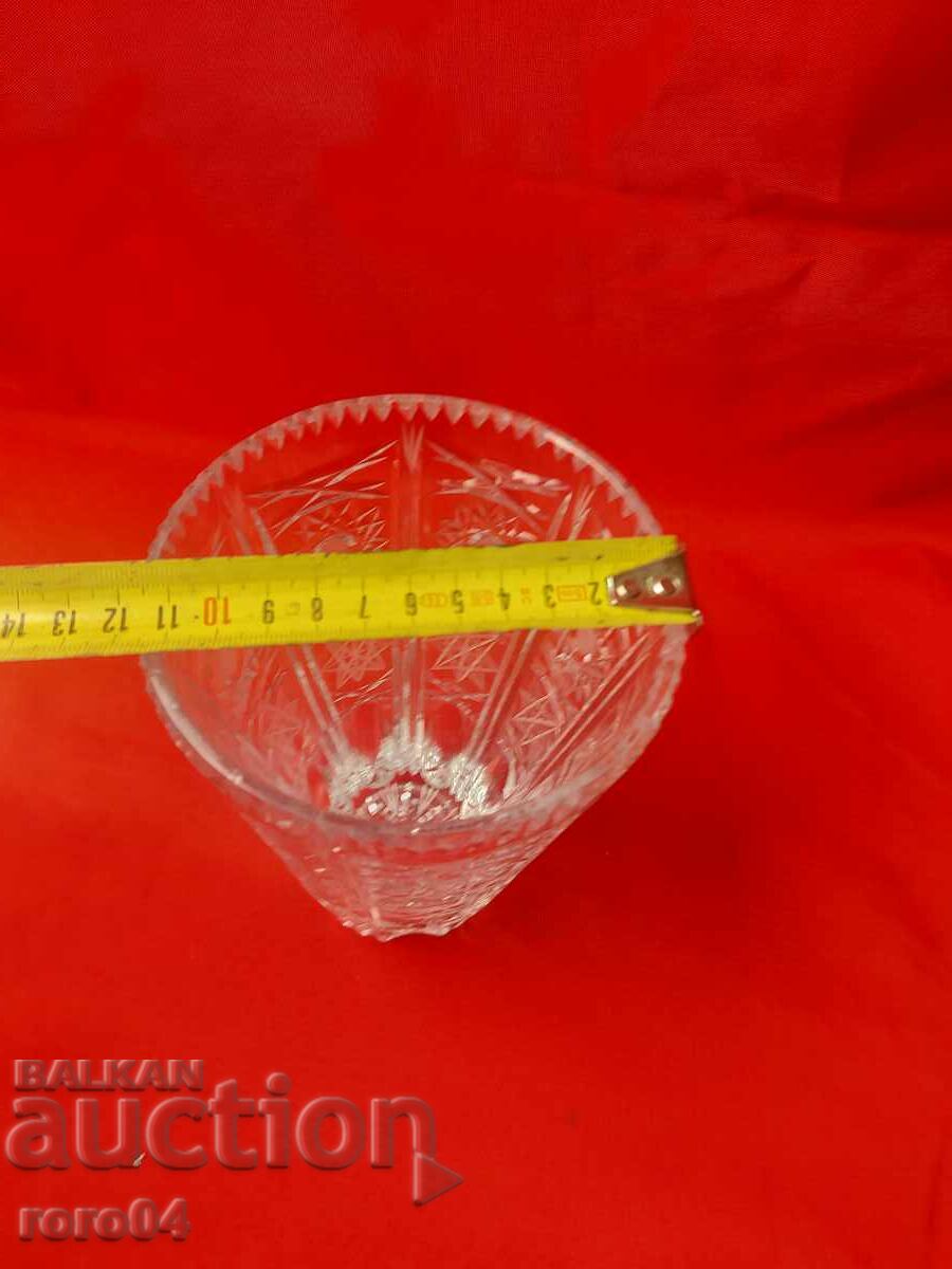 Auction CRYSTAL VASE - SKOPJE - 1973 Auction CRYSTAL VASE - SKOPJE - 1973