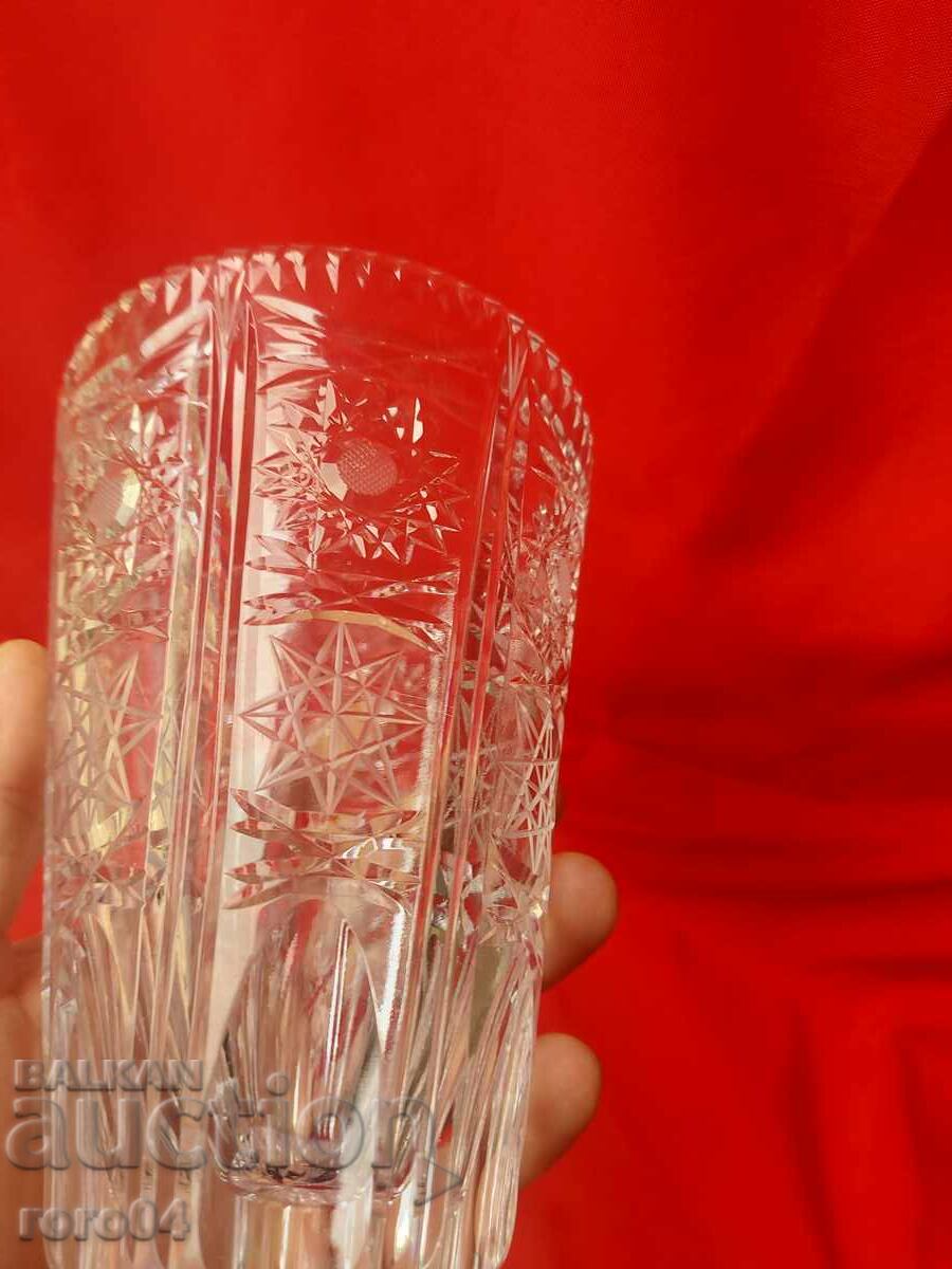 CRYSTAL VASE - SKOPJE - 1973 - 7 CRYSTAL VASE - SKOPJE - 1973 - 7