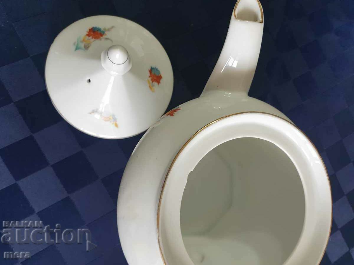Delivery of Porcelain German teapot