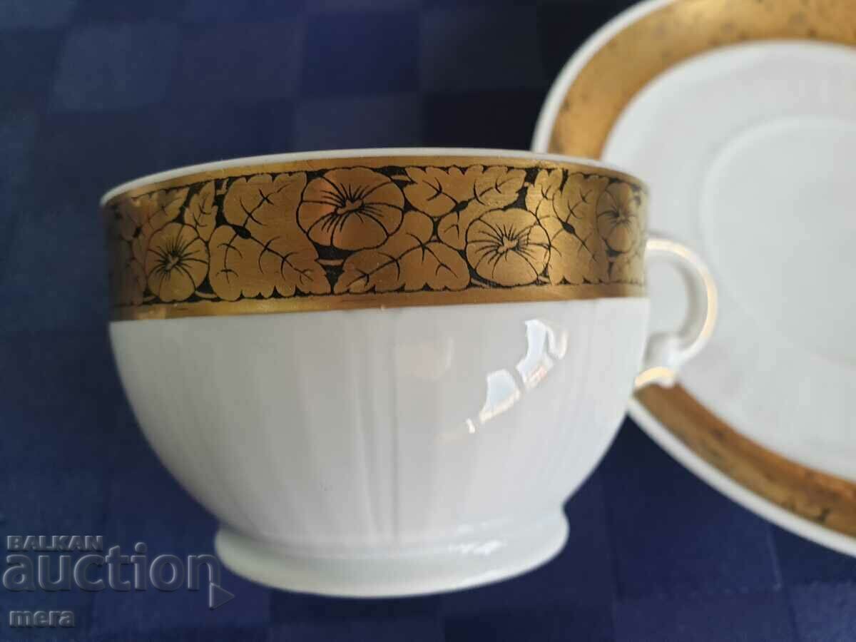 Auction  Porcelain coffee and tea set