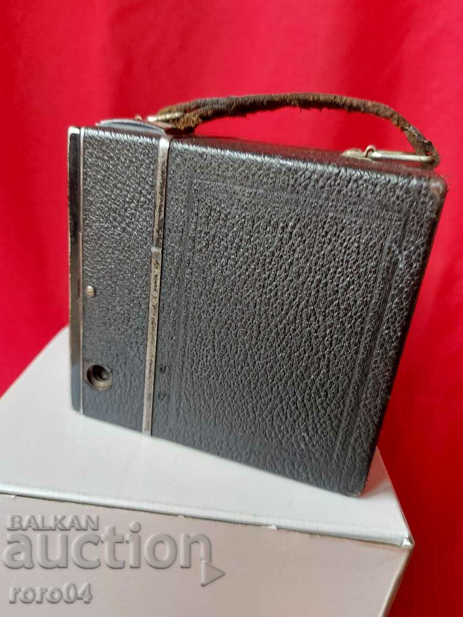 Auction Zeizz Ikon - D.R.P. Auction Zeizz Ikon - D.R.P.