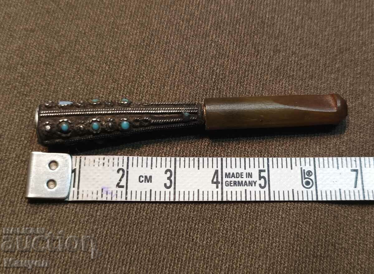 Δημοπρασία Παλιό τσιγάρο - ασήμι και κοκαλάκι. Δημοπρασία Παλιό τσιγάρο - ασήμι και κοκαλάκι.